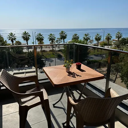Cleopatra View Apartmán *